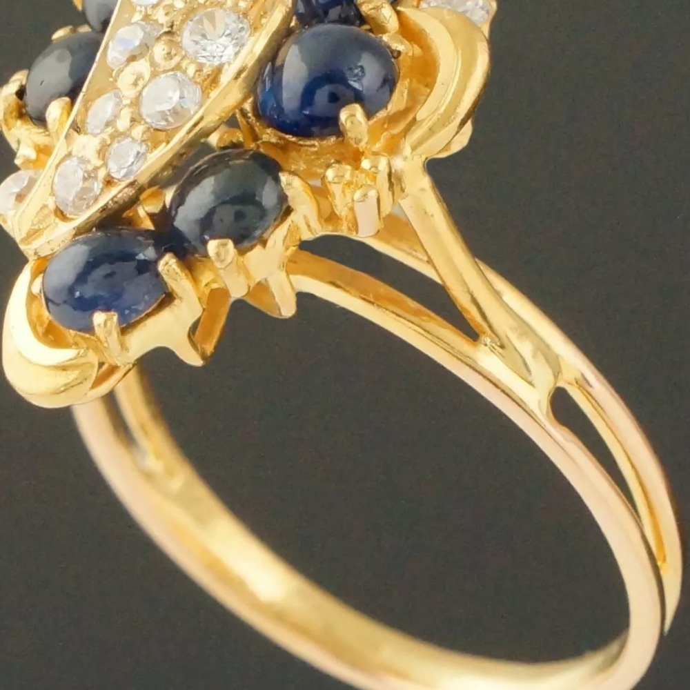 Solid 22 k Gold Blue Sapphire Cabochon Quartz Ring - Picture 9 of 16
